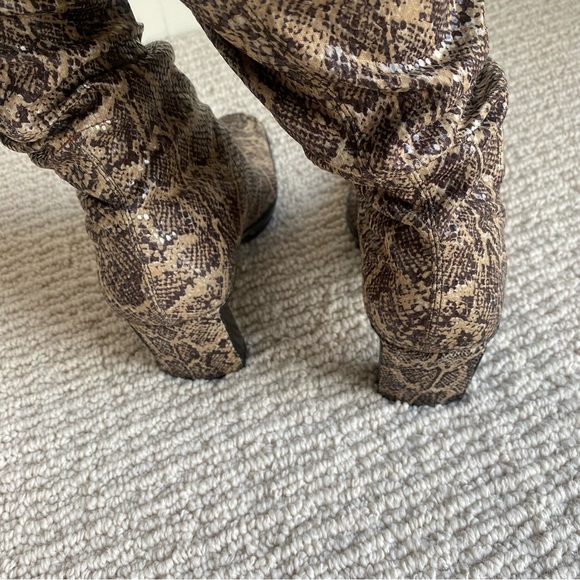 Vintage BCBG MAXAZRIA Knee Boots | Stretch Iridescent Snakeskin Fabric 8.5 - Picture 11 of 15
